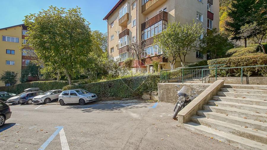 Apartament 2 camere Dobrogeanu Gherea | Racadau | loc parcare si boxa