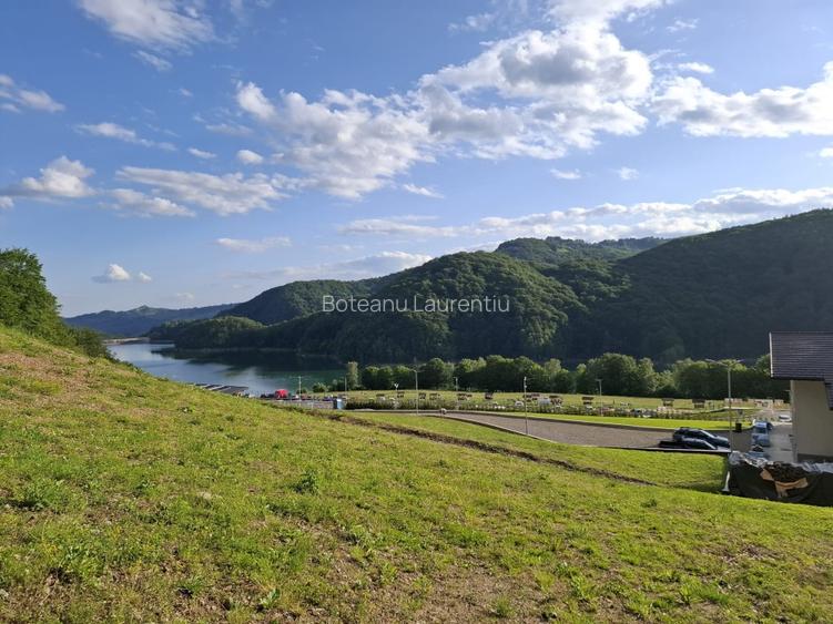 Teren intravilan, 12500mp - 5