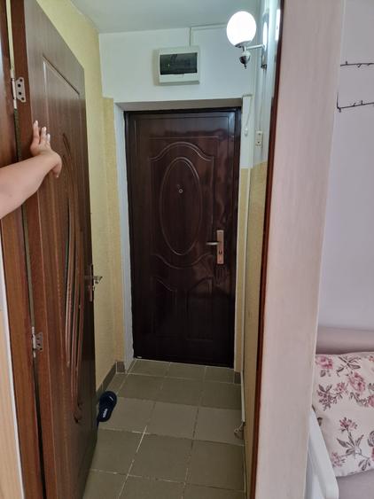 Apartament 2 camere etaj 1 zona Savenilor-Parcul Tineretului