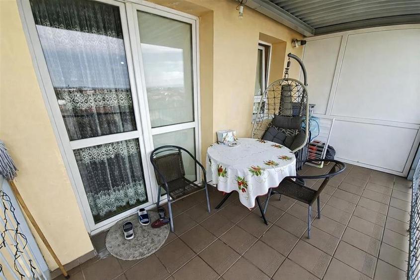 Apartament 73mp 2 camere etaj intermediar terasa Terezian