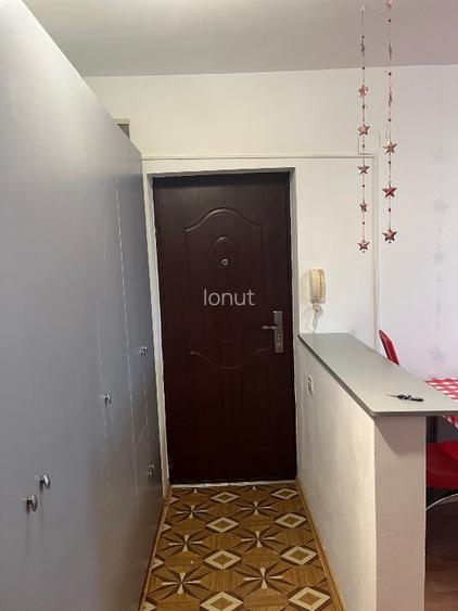 Închiriez apartament 2 camere - 5