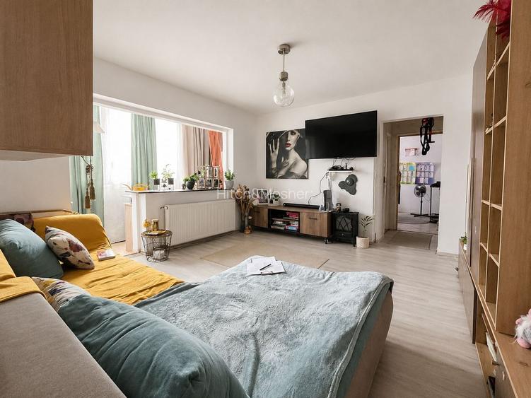 Apartament cu 2 camere de vânzare în zona Sagului - Comision 0% - 3