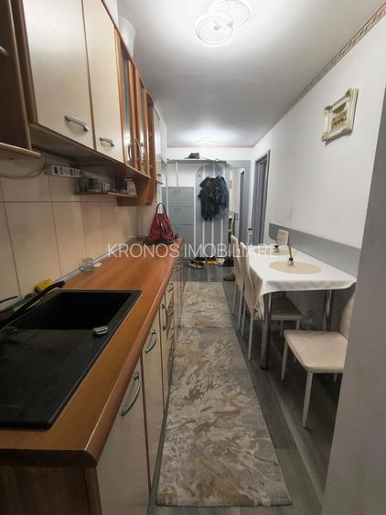 CASA DE CULTURA, 2 CAMERE, 2 BALCOANE, GAZE, 40 MP PRET 89900 EURO - 11