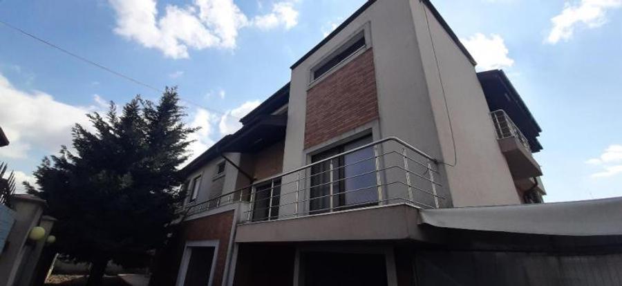 Vanzare vila lux individuala D+P+E+M Bragadiru Primarie