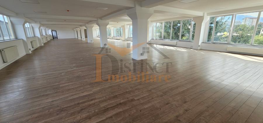 Inchiriere spatiu de birouri, 630 mp util, parcare, zona Tractorul