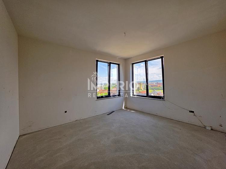 Duplex modern in Cartierul Dambul rotund-170,86mp utili, teren 200mp