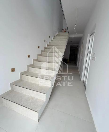 Duplex nou si modern,4 camere2,bai,la cheie Giarmata