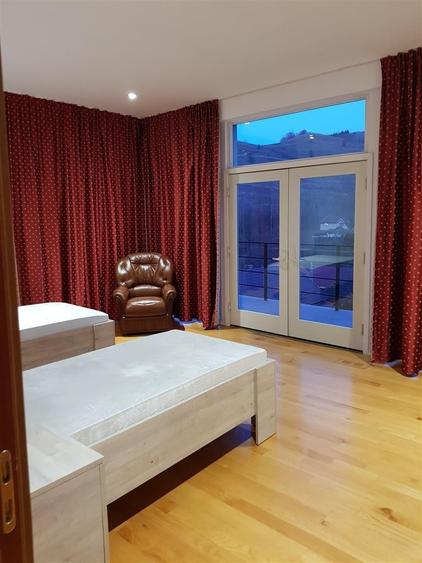 9 camere l Ideal Investitie l Util 418 mp l Teren 650 MP l Floresti