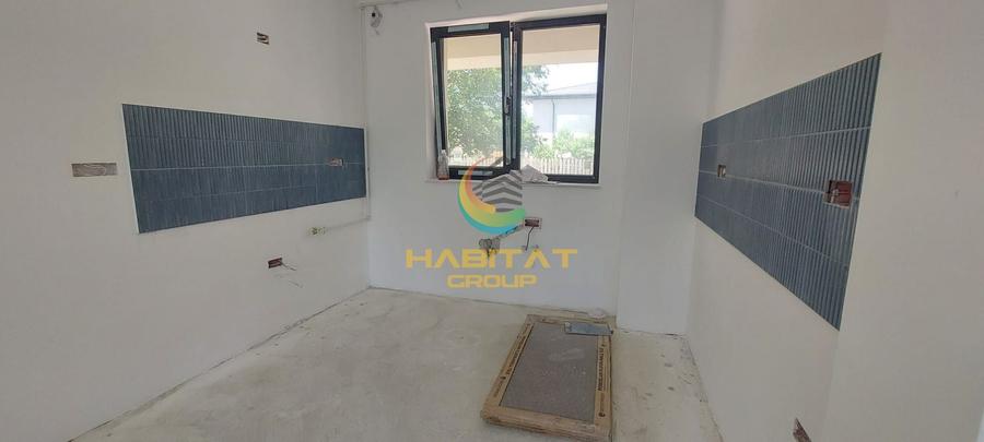 Vila individuala 5 camere+ curte si terasa- disponibila imediat