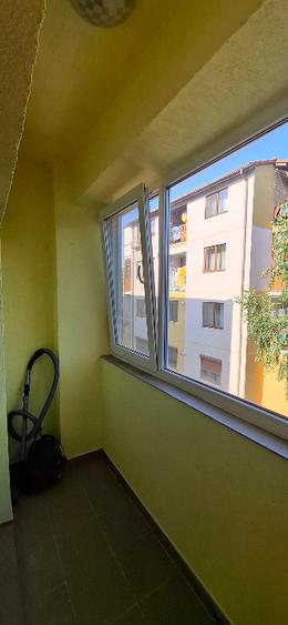 Proprietar inchiriez ap. 2 camere zona Energia
