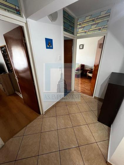Apartament 3 camere decomandat, 2 bai - zona Racadau