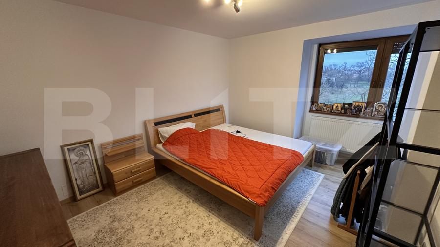 Apartament 3 dormitoare, renovat și mobilat complet, etaj 1, Centru Civic
