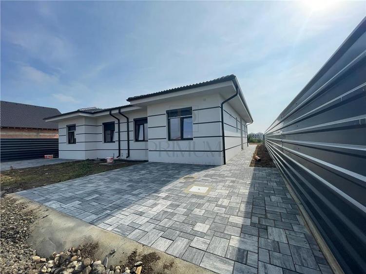Duplex pe parter - locatie excelenta - posibilitate alegere finisaje - compartim