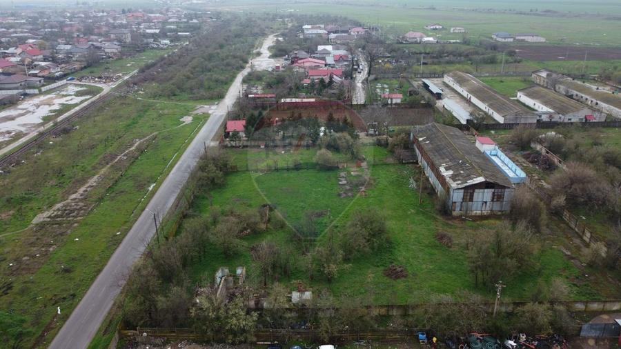Proprietate generoasă în sat Fundeni, comuna Fundeni, județ Călărași