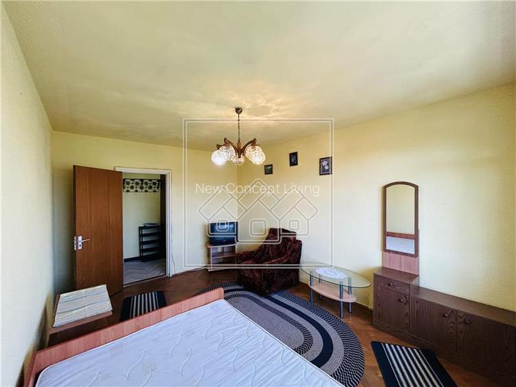 Ap decomandat, cu garaj, boxa, etaj 2/3 - Valea Aurie - 17