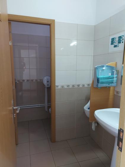 Constanta - Tomis III - etaj de birouri compartimentat in 24 de spatii