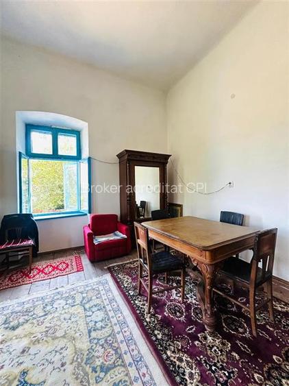 DE VANZARE CONAC  CU TEREN 8330  MP ZONA MELINESTI LA 20 KM CRAIOVA  DOLJ - 5