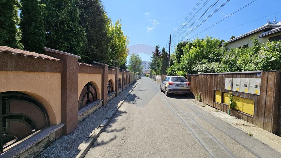 Casă / Vilă în zona Zamca, Suceava