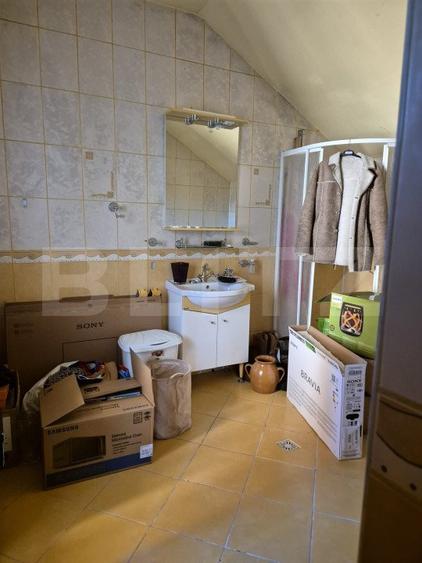 Casa de vanzare - 218 mp utili si 470 mp teren - Bardesti