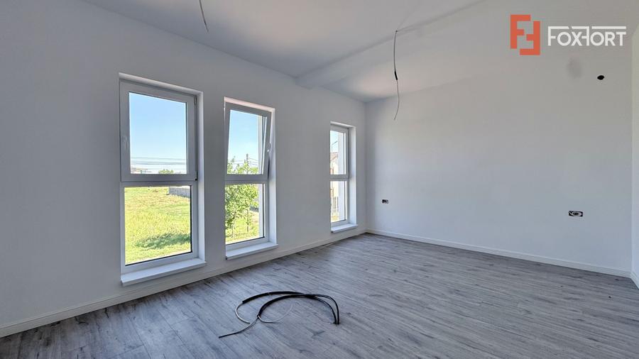 Duplex deosebit, 4 camere - toate utilitatile - Ghiroda