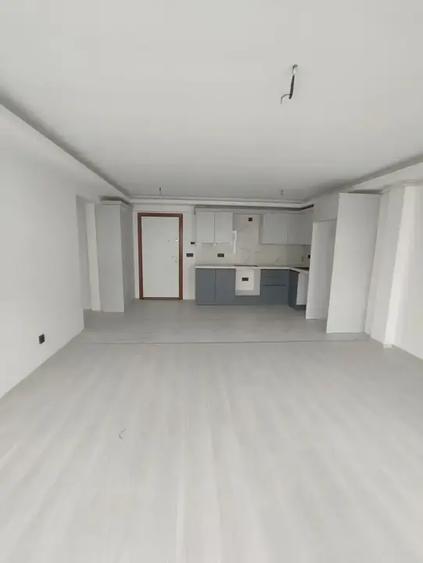 Apartament 3 camere MUTARE IMEDIATA metrou Nicolae Teclu comision 0%