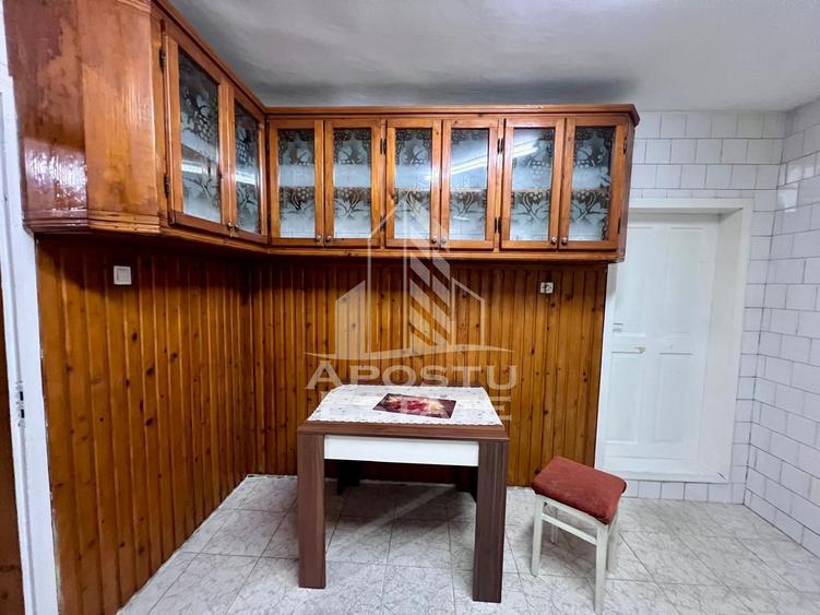Apartament de inchiriat la parter, 3 camere, Aradului, Timisoara