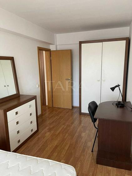Apartament cu 2 camere, balcon generos, proximitatea Paltinia.