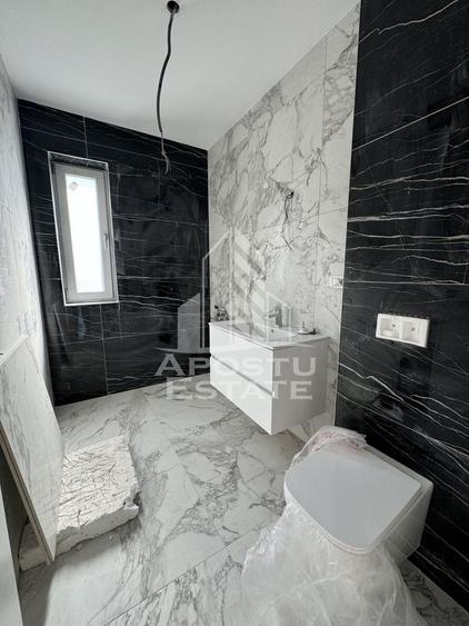 Penthouse cu scara interioara deosebita, 3 camere si 2 bai langa Lidl.
