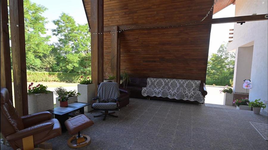 CASĂ DE VACANȚĂ DE VÂNZARE ÎN BUCOVINA | MĂLINI HE