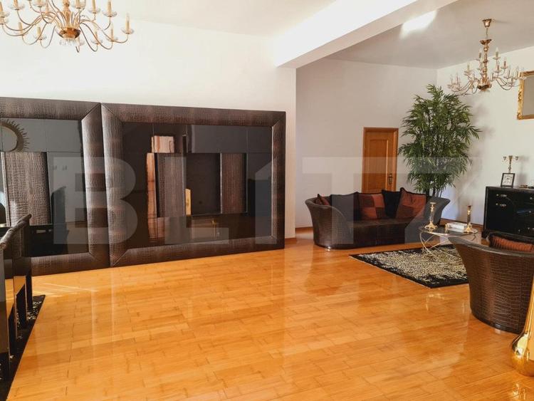 Vila de lux 350mp, teren 700mp