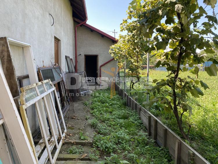 Casa de vanzare 260mp Borlesti 85.000€ - 46