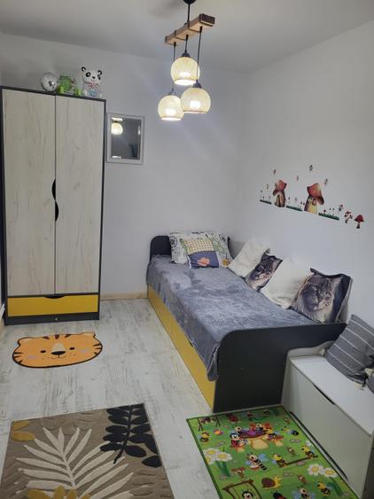 Casă P+E de vânzare, 150 mp, zona Rudului