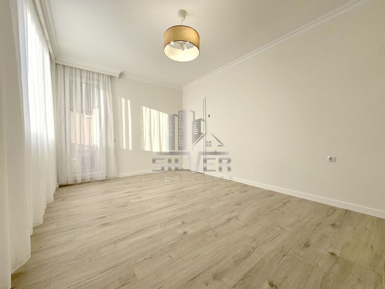 Apartament cu 4 camere /85.5mp/zona Sub Cetate.