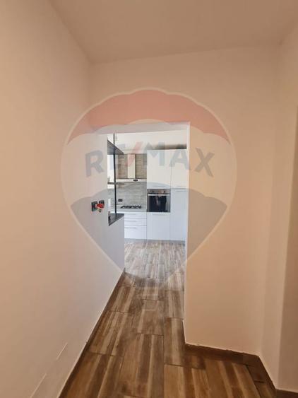 Apartament modern cu 2 camere de vânzare în zona Gara