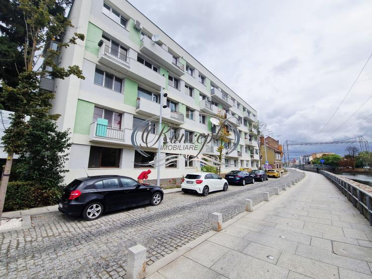 3 camere cu balcon, Mamaia