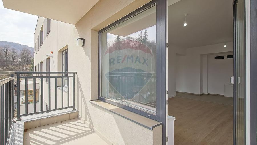 Apartament cu 2 camere, de vânzare, Calea București