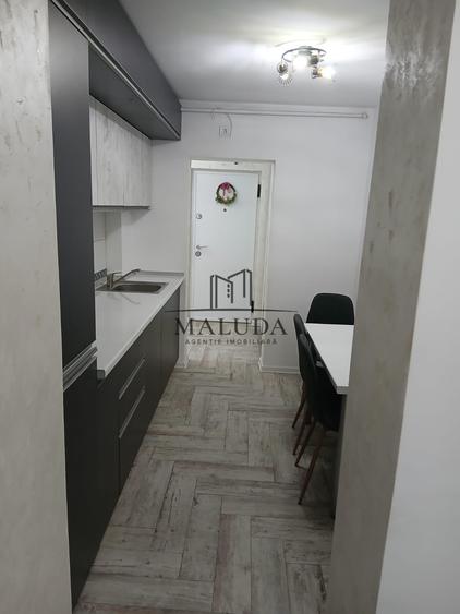 De vânzare | 3 camere cf. 1 semidecomandat | Zona Centrală
