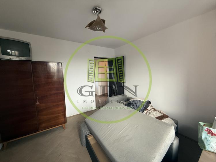 Apartament 3 camere, decomandat, 70.4 mp, Calea Bucuresti, Zona Institut