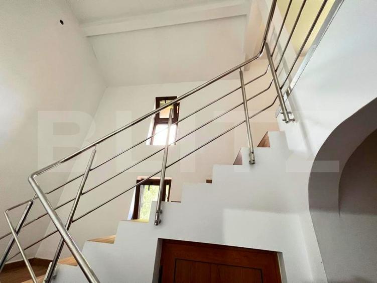 Casa in oras 4 camere, 137 mp, 240 mp teren, Mircea-Galata