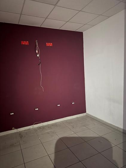 Spatiu Comercial de inchiriat Sos. Mihai Bravu nr. 327, Pret Negociabil