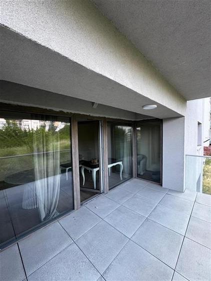Apartament 3 camere,70 mp + terasa ,situat pe strada Borhanciului!