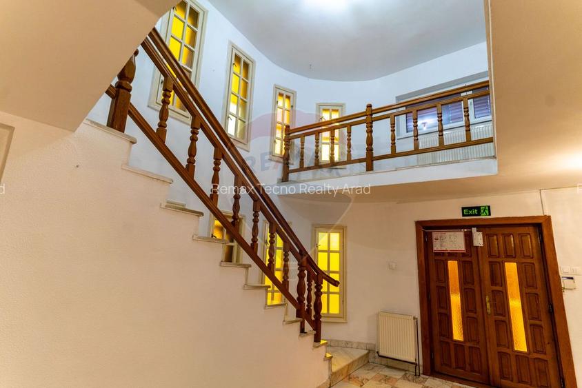 Casă / Vilă cu 6 camere de închiriat în zona Centru Vechi - 30