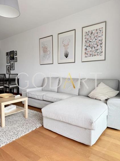 UPGROUND | 2 CAMERE | MOBILAT | UTILAT