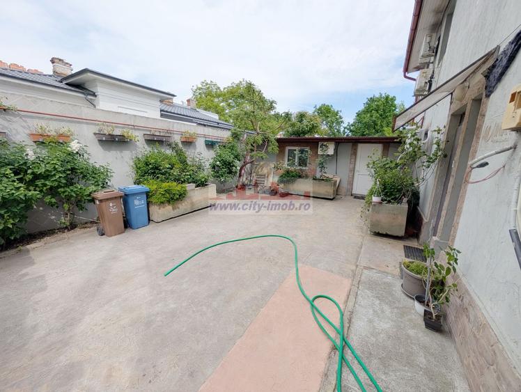 Vanzare casa 5 camere Tei,  zona Lacul Tei,  Bucuresti Sector 2