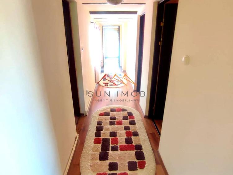 Casa de vacanta, P+M, 6 camere, teren 600 mp, Breaza, Judetul Prahova