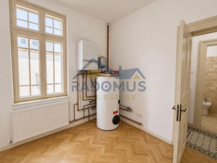Spațiu Comercial | Centru | 3 Camere | 100 mp | Etaj 500/ Mansarda 400