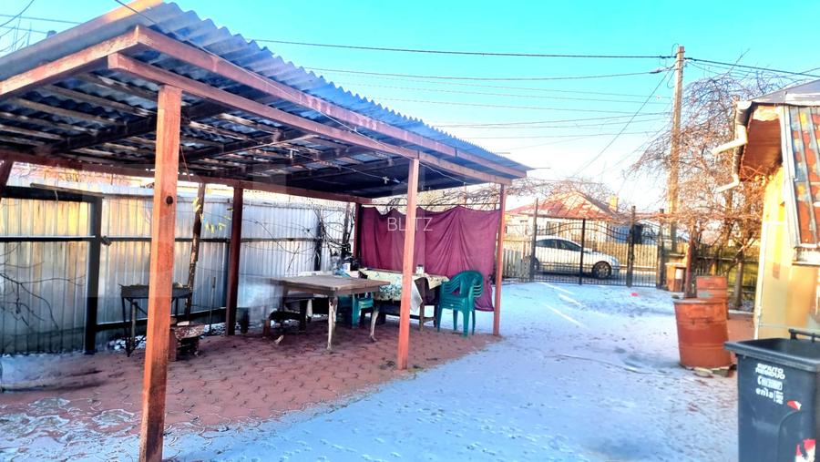 Casă individuală cu teren generos ,900 mp în Lipănești - 5
