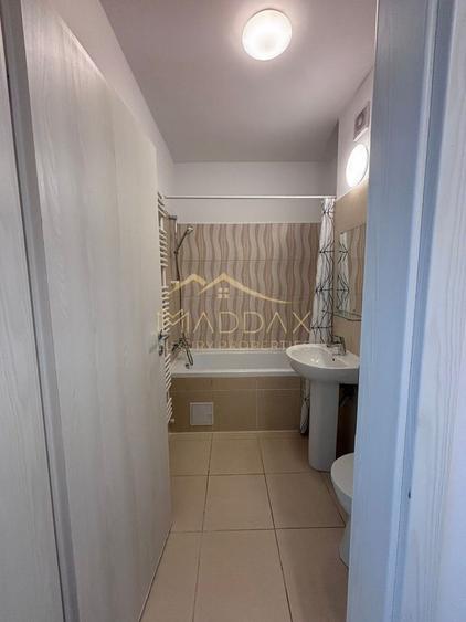 Garsoniera Exigent Plaza Residence * Proximitate metrou