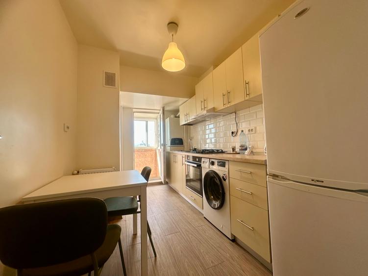 Apartament 3 camere de inchiriat Centru