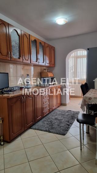 Apartament 2 camere, zona Inspectoratului Scolar - 7